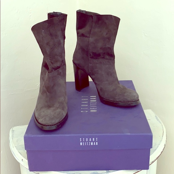 Stuart Weitzman, Select, slate grey suede bootie - Picture 1 of 7